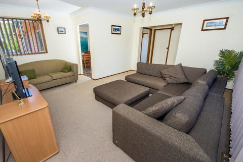 Government Rd 63 - Shoal Bay - Accommodation Australia 1