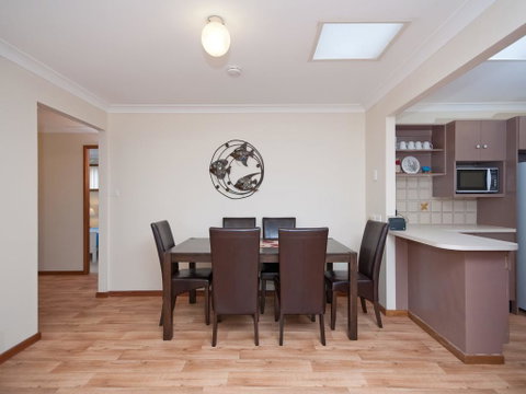 Government Road, 27, Skippers Rest - Accommodation Australia 3