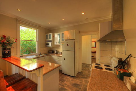 Grace's Spa Cottage - Accommodation Australia 2