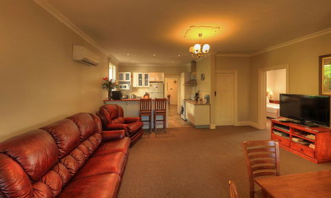 Grace's Spa Cottage - Accommodation Australia 1