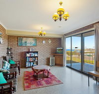 Grandview Apartment - Ocean Views - Accommodation Australia
