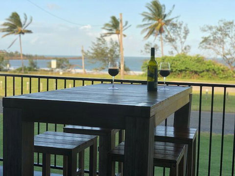 Grasstree Beachfront Shacks - Accommodation Australia 0