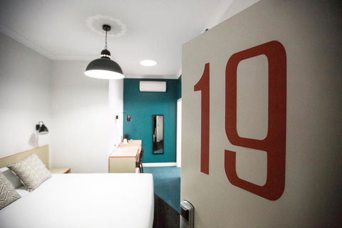 Greenacre Hotel - Accommodation Australia 1