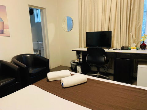 Greenwich Inn Motel - Accommodation Australia 2