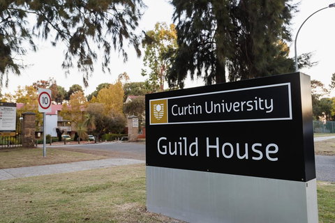 Guild House 6 Bedroom Flat - Local Tourism 1