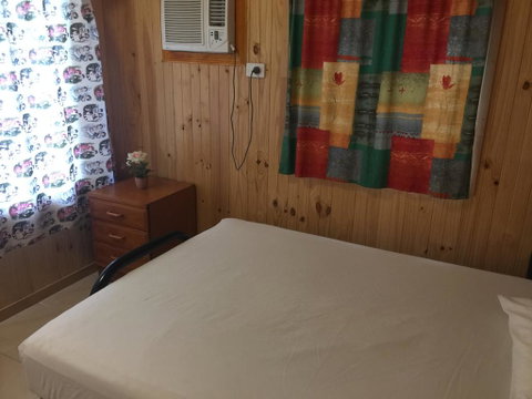 Happytourcairns Sharehouse - Accommodation Australia 2