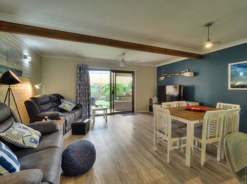 Harbour Court On The Bay - Local Tourism 0