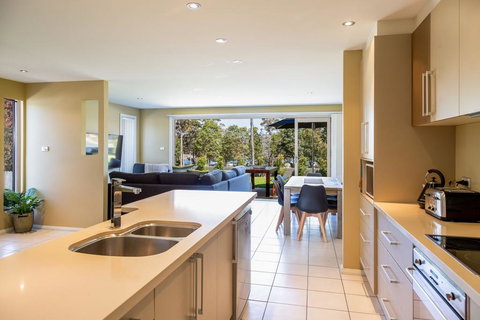 HARBOUR LIGHTS - Ulladulla - Bed n Breakfasts 3
