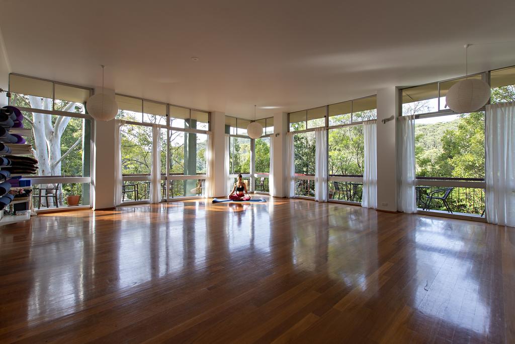 Coalcliff NSW Australia Shopping