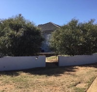 Hendersons Houses - Accommodation Australia