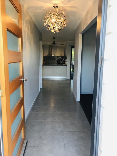 Hervey Bay Holiday Home - Local Tourism 3