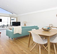 Hidden Gem On Manning - Great location opposite Surf Beach - Accommodation Australia