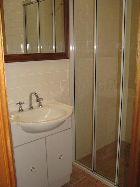 Hill Top Country Guest House - Australia Shopping 2