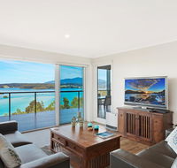 Hillcrest Views of Wagonga - Accommodation Australia