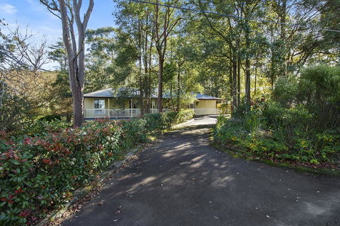 Hilldo - Lovely Mountainside Accommodation - Accommodation Australia 0