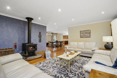 Hilldo - Lovely Mountainside Accommodation - Accommodation Australia 1