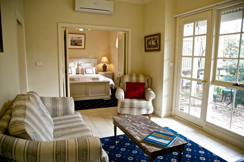 Holly Lane Mews - Accommodation Australia 0