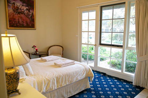 Holly Lane Mews - Accommodation Australia 2