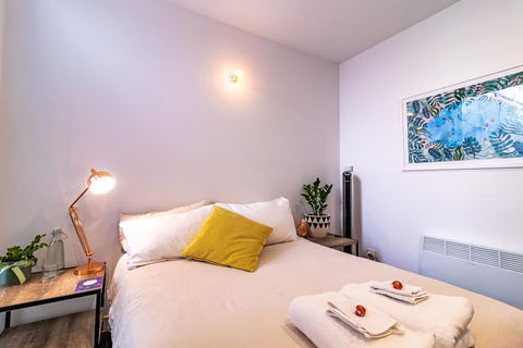 Homestay In The Heart Of Fitzroy - Walk To CBD - Accommodation Australia 2