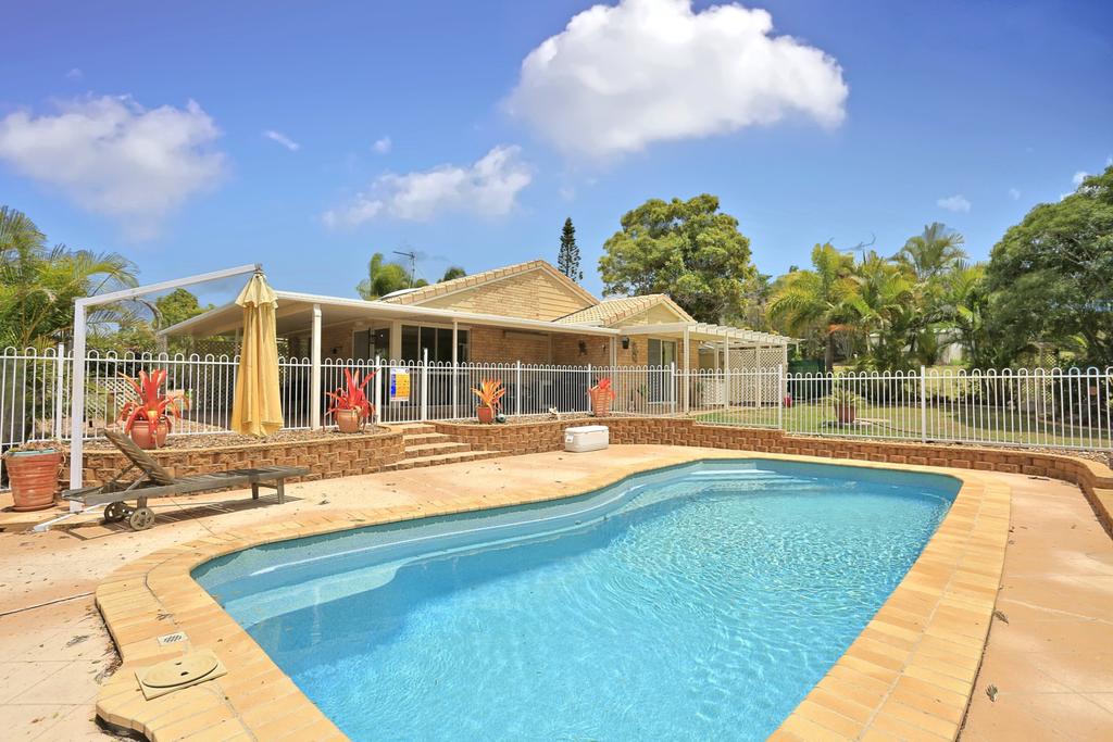 Hervey Bay QLD Local Tourism
