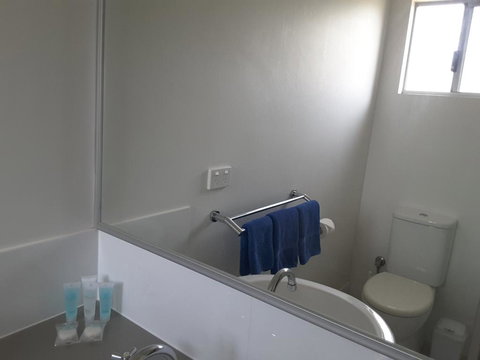 Horrocks Beach Caravan Park - Australia Shopping 2