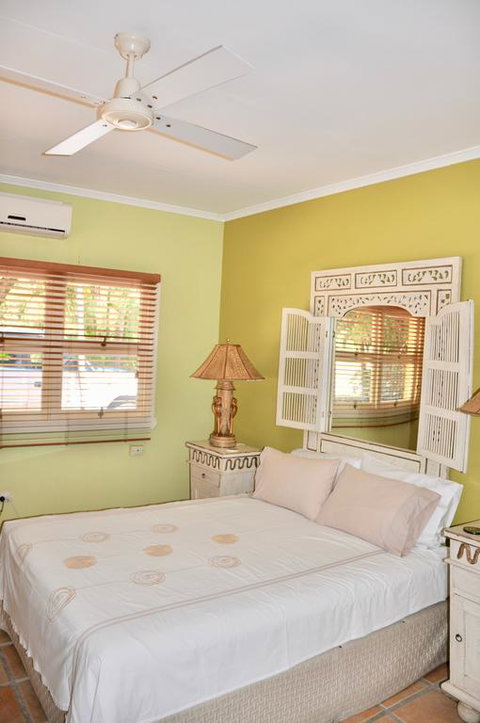 Island House - Accommodation Australia 3