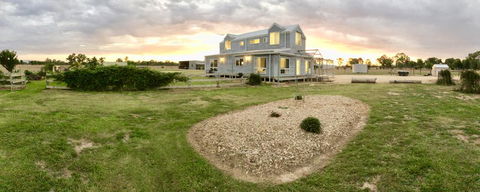 Jackaleah Farm Stay - Accommodation Australia 0