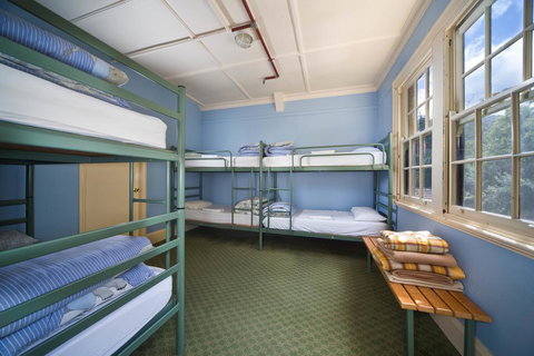 Jenolan Caves House - Australia Shopping 1