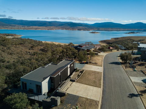 JINDY HOUSE BRAND NEW And STYLISH AMAZING VIEWS - Local Tourism 2