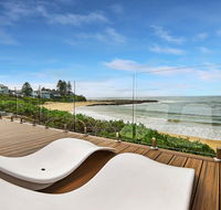 JoeAnne at Blue Bay Absolute Beachfront - Australia Shopping