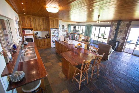 Jury Road - Local Tourism 3