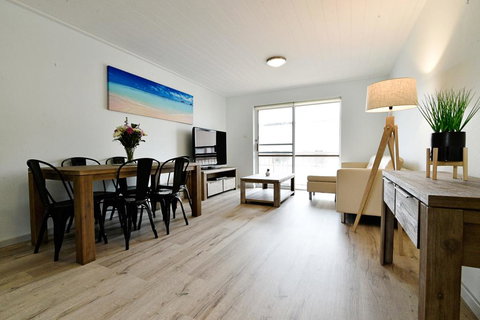 Kanangra - Waterviews From The Balcony - Local Tourism 2