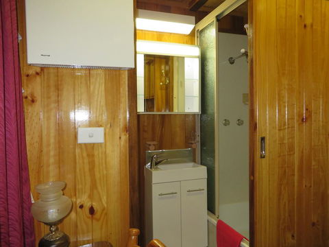 Karelia Alpine Lodge - Accommodation Australia 3