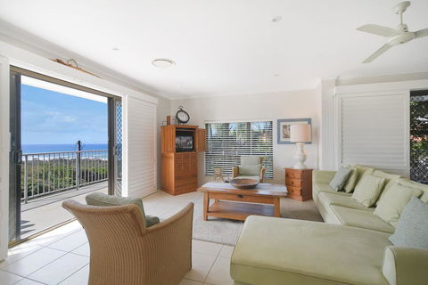 Kari 3 - 3/7 Peregian Esplanade - Local Tourism 1