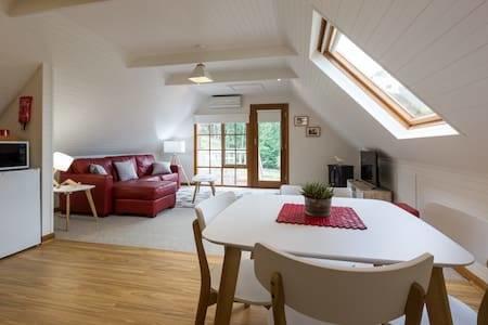 Karinya Park - Australia Shopping 1