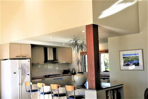 Kenwood Bank Vineyard Retreat - Accommodation Australia 2