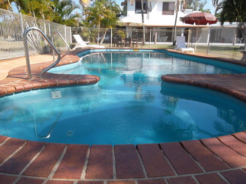 Kinka Palms Beachfront Apartments / Motel - Australia Shopping 0