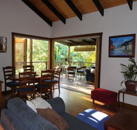 Kookaburra Cottage at Uralba Eco Cottages - Australia Shopping
