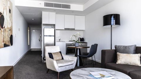 KOZYGURU Chatswood Luxury Studio NCH088 - Local Tourism 2