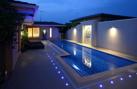Kraimorie Large Family Beach House With Pool, Superb Water Views, Pool, And Games Room - Accommodation Australia 0