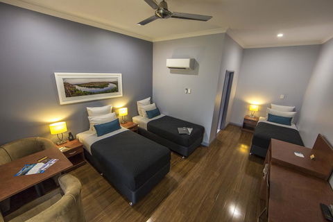 Kununurra Country Club Resort - Australia Shopping 3