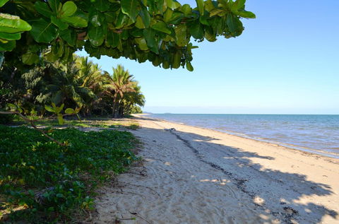 Kurrimine Beach Huts - Accommodation Australia 1