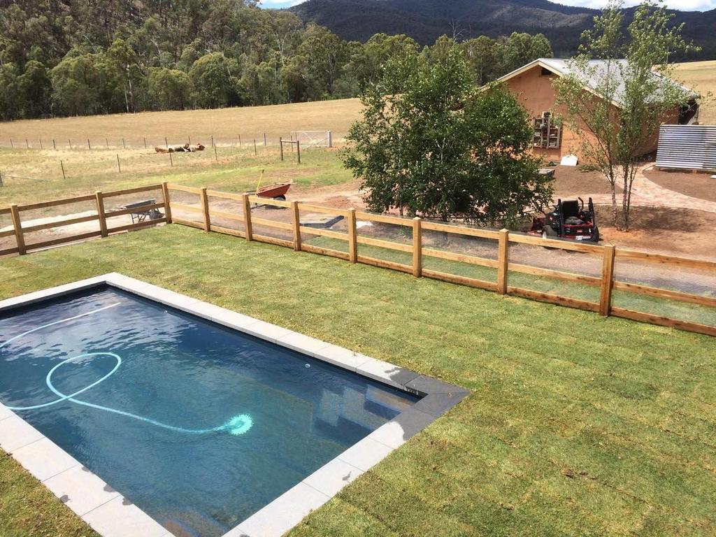 Cheshunt VIC Australia Shopping