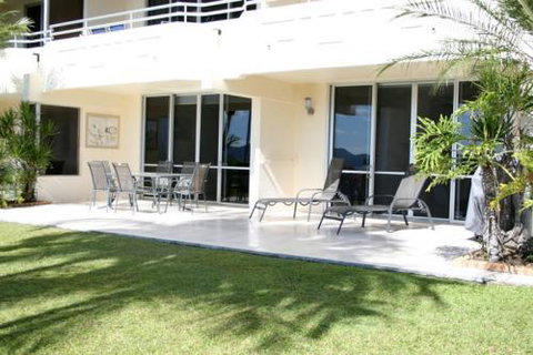 Lagoon 005 - Accommodation Australia 0