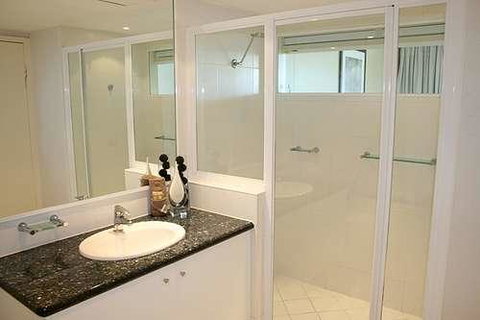 Lagoon 005 - Accommodation Australia 3