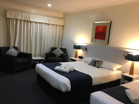 Lakeview Motor Inn - Accommodation Australia 1