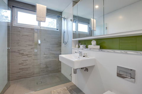 Large And Brand-new Apartment Close To City - Accommodation Australia 2