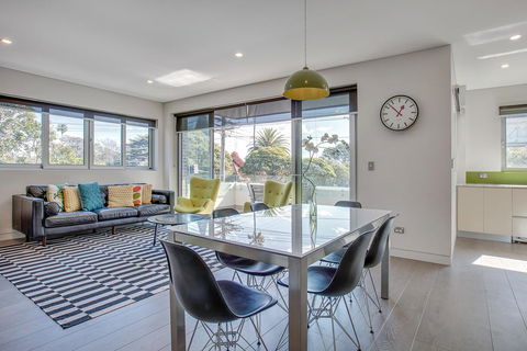 Large And Brand-new Apartment Close To City - Accommodation Australia 0