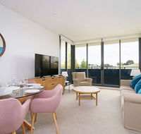 Large Modern 2 Bedroom Apartment near Lake Claremont - Australia Shopping