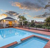 Lavish Lakefront Pool House - Accommodation Australia